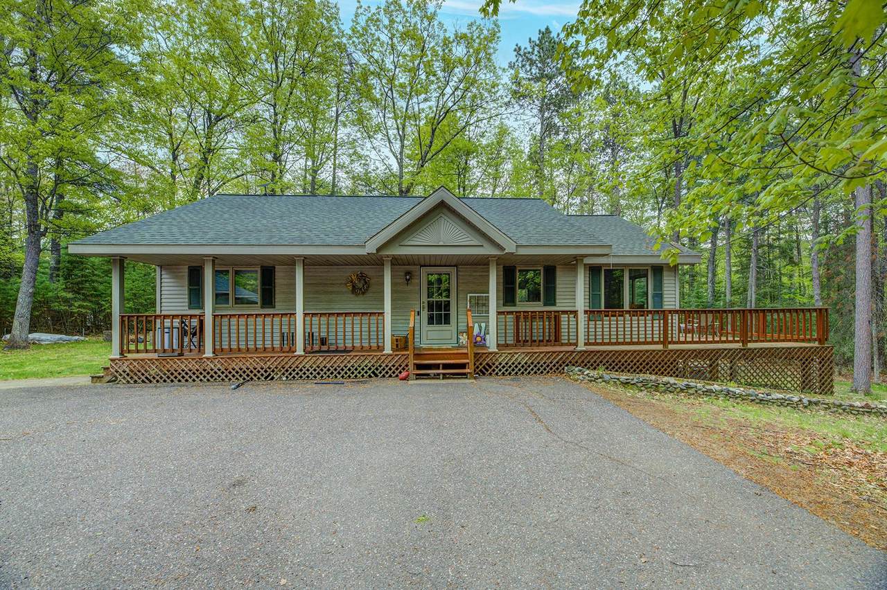 1140 Oak Tree Ln - Photo 1