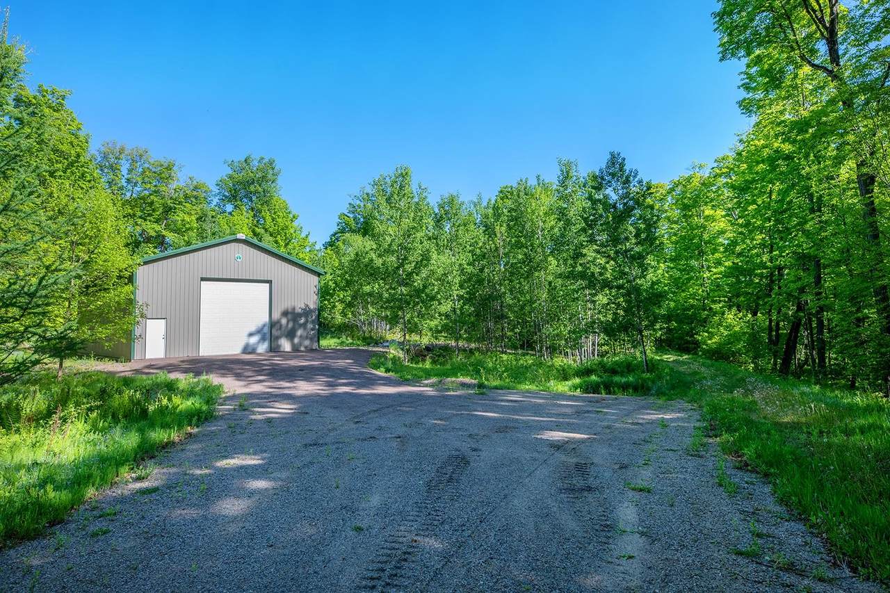2136 Simpson Rd - Photo 1