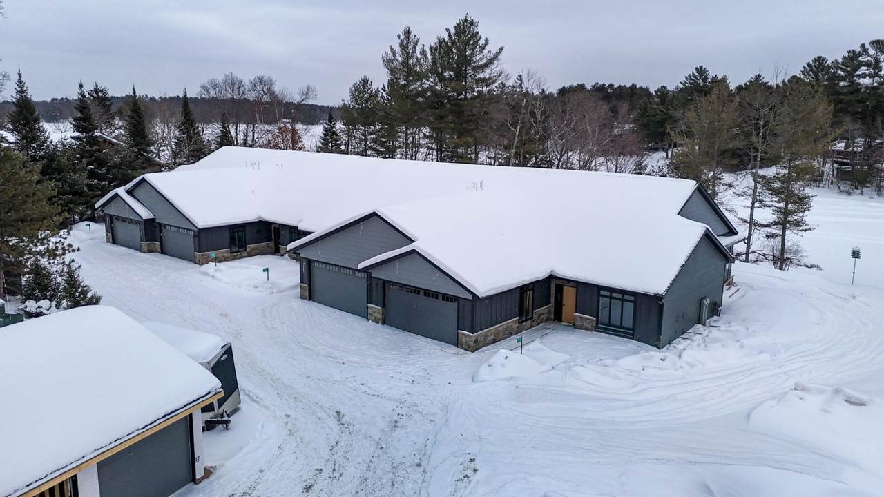 1096 Serenz Ln - Photo 1