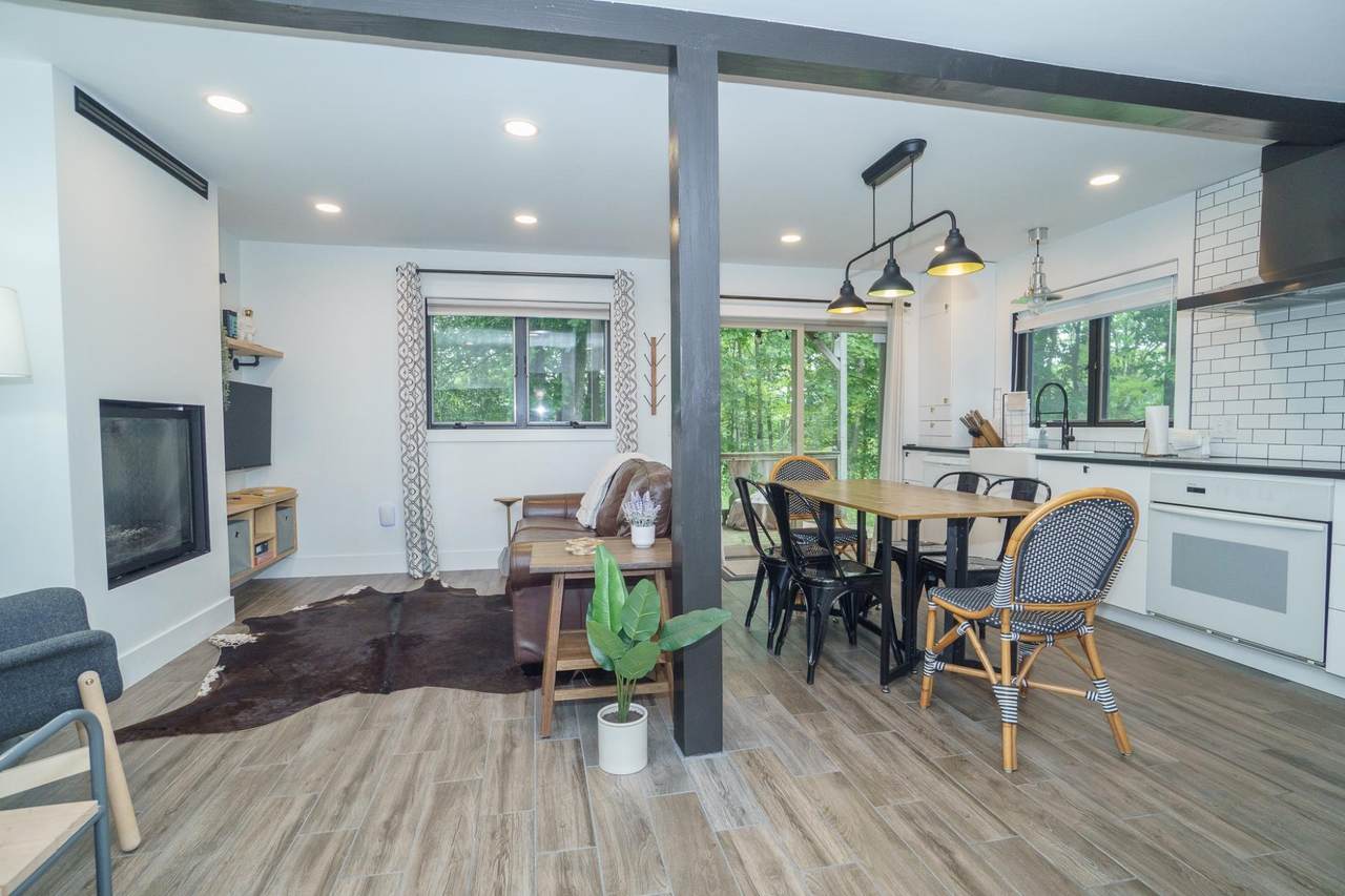 2431 Tomahawk Dr - Photo 1