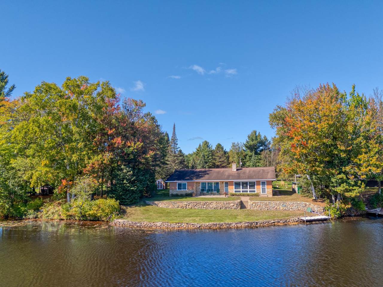 1084 Vlach Rd - Photo 1