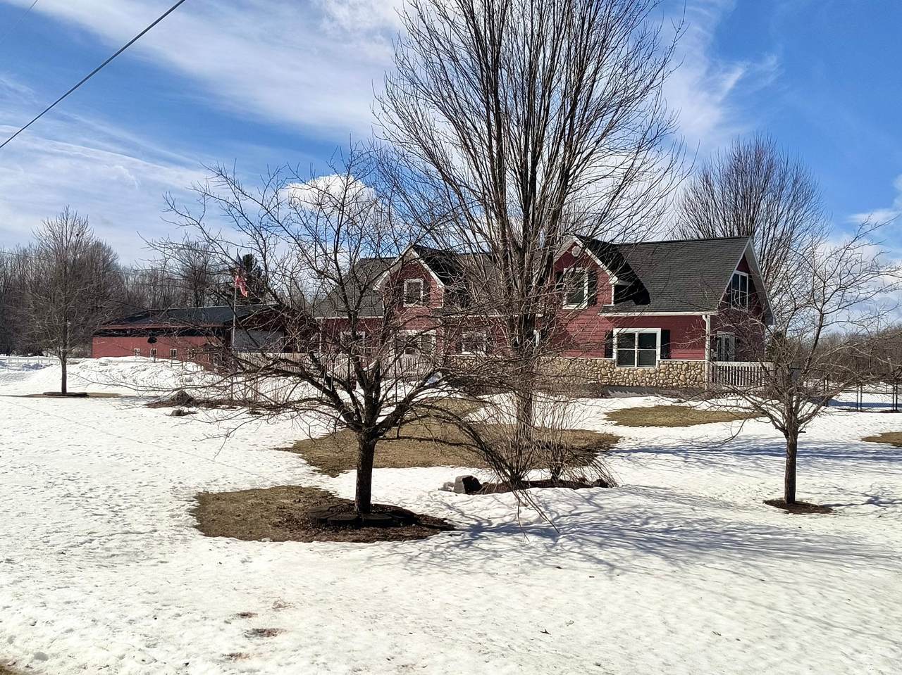 14469 River Rd N - Photo 1