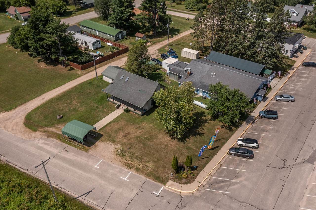 7909 Main St - Photo 1
