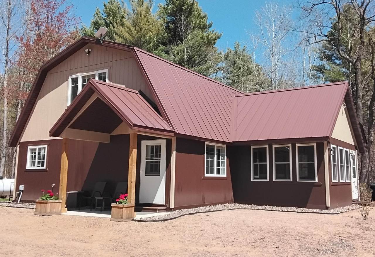 1872 Pinewood Ct - Photo 1