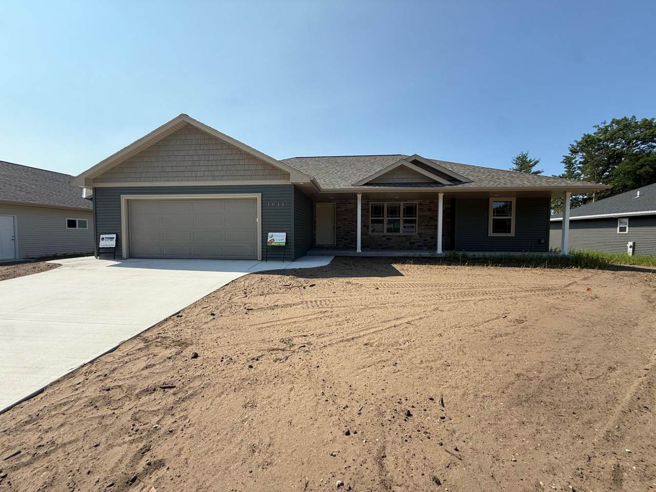 1011 Constellation Way - Photo 1