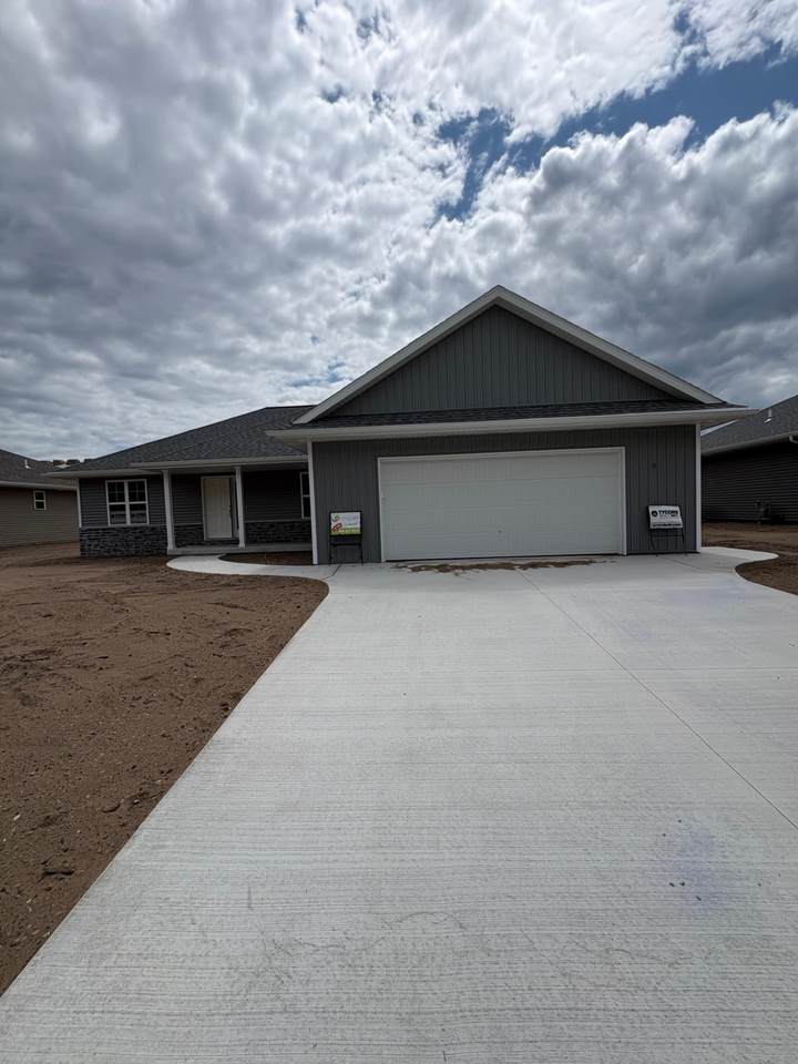 925 Constellation Way - Photo 1