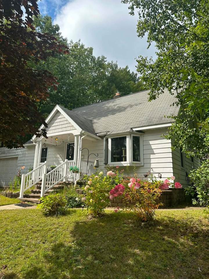 318 Highview Pkwy - Photo 1