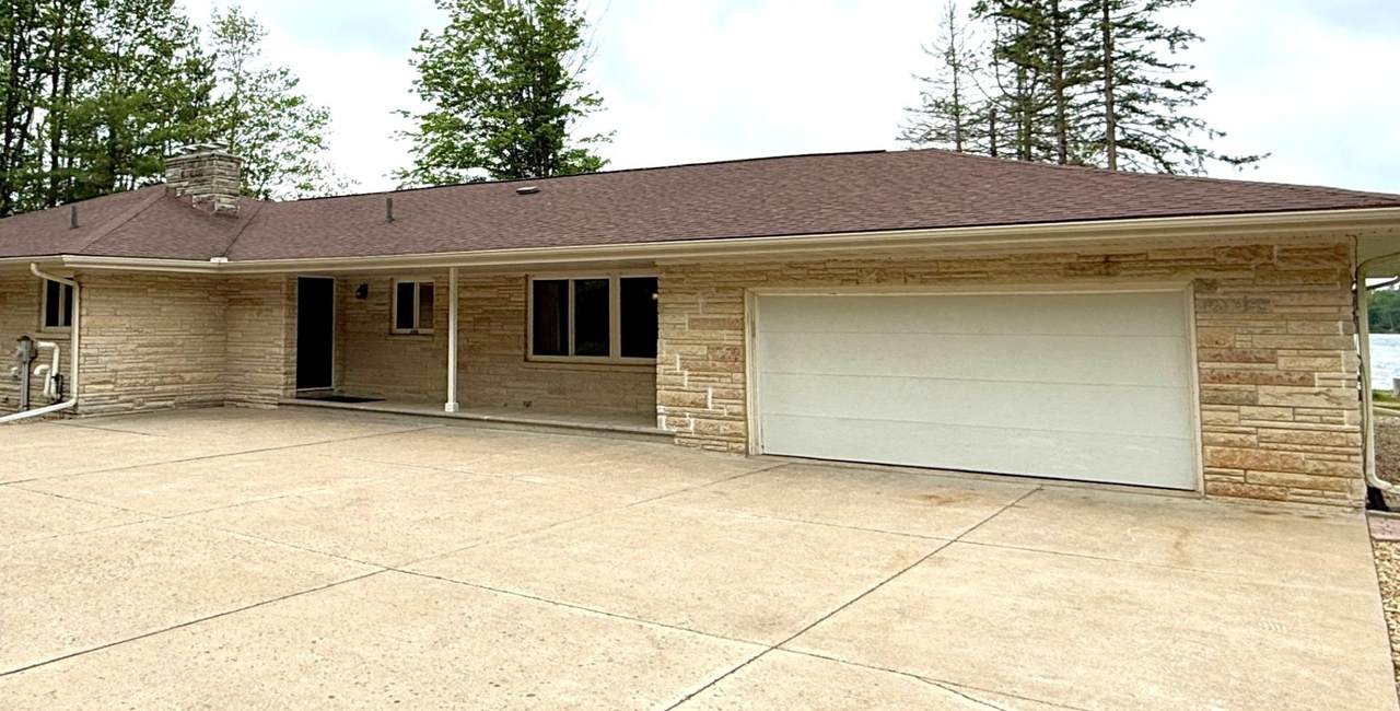 646 Birch Ln - Photo 1