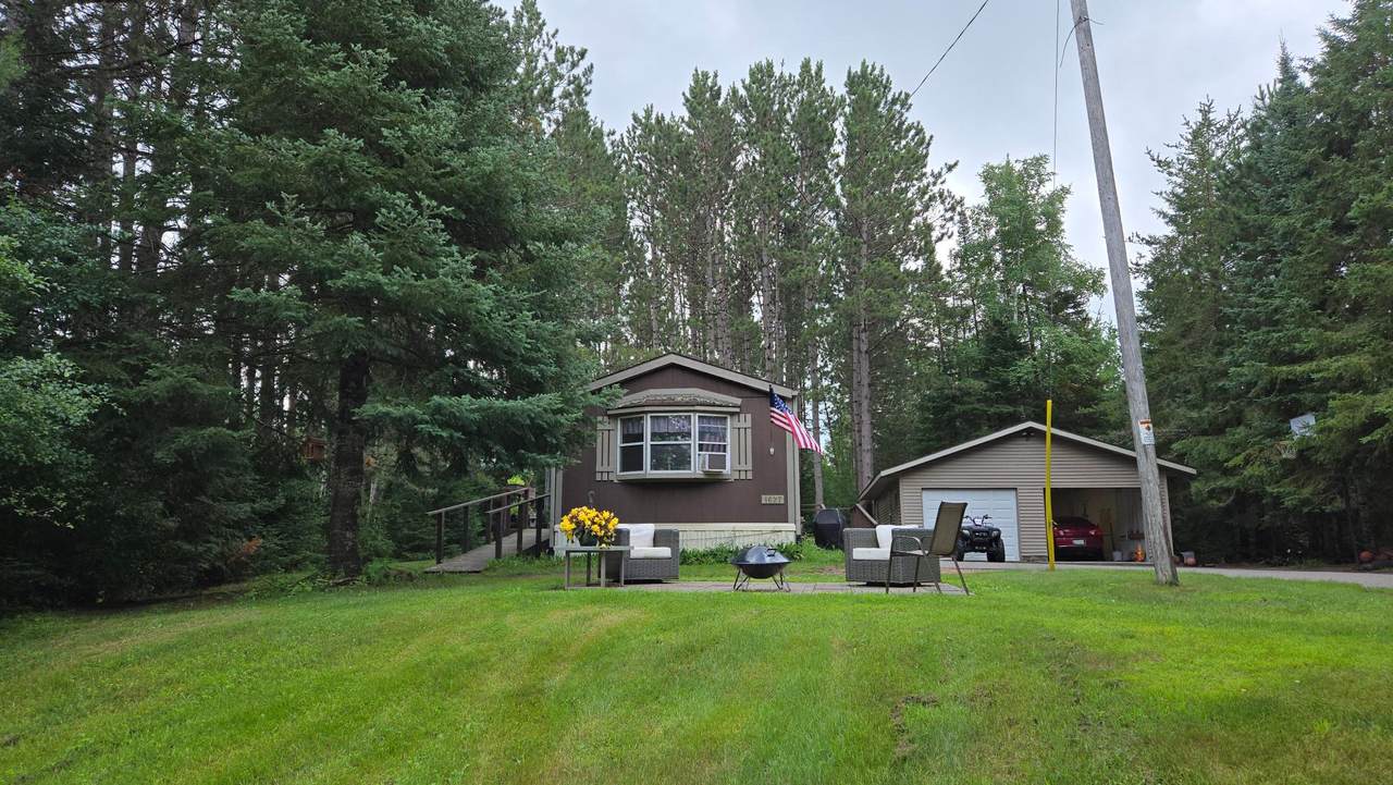 1627 River St - Photo 1