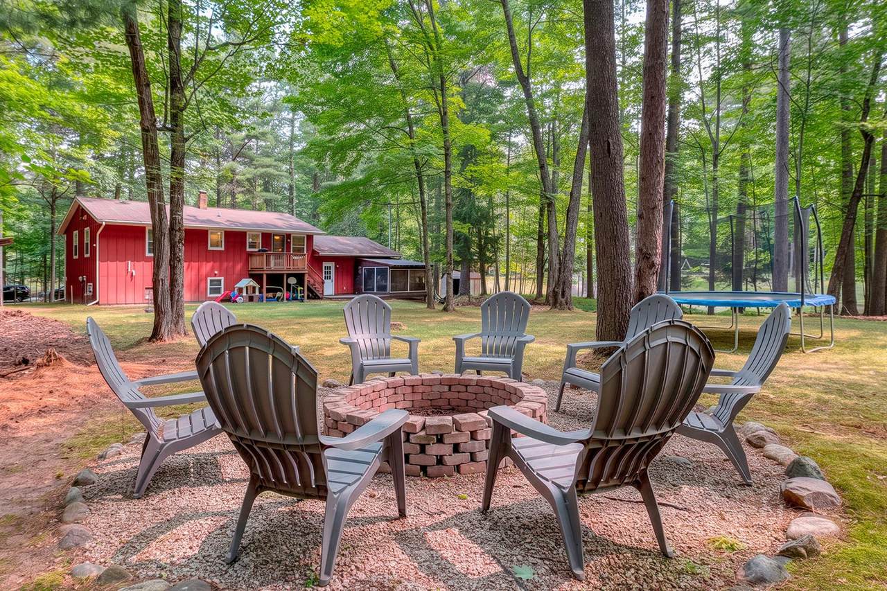 11337 Mary Ln - Photo 1