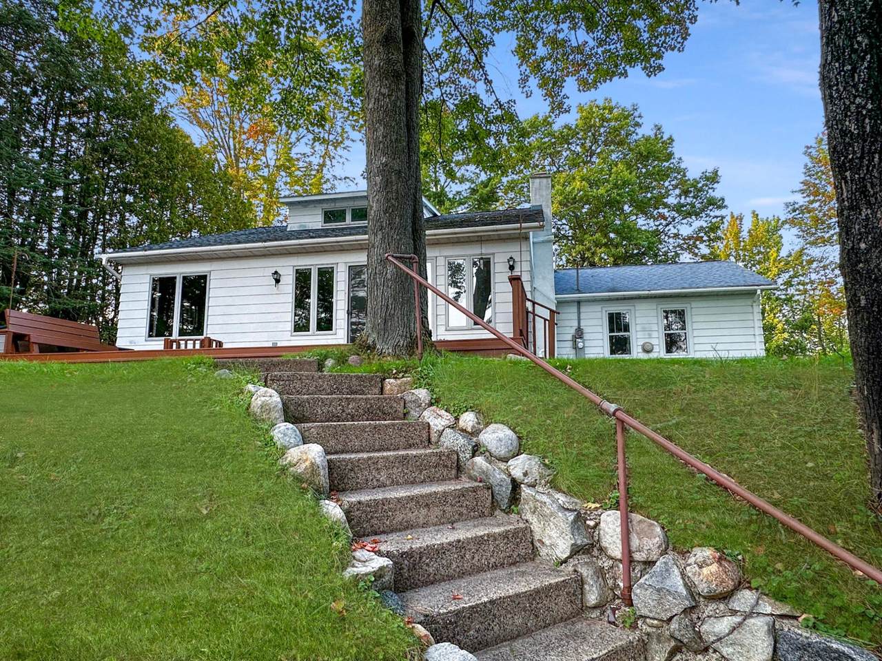 5237 Manor Rd - Photo 1