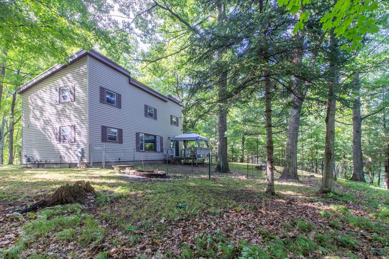 7236 Woodcrest Cir - Photo 1
