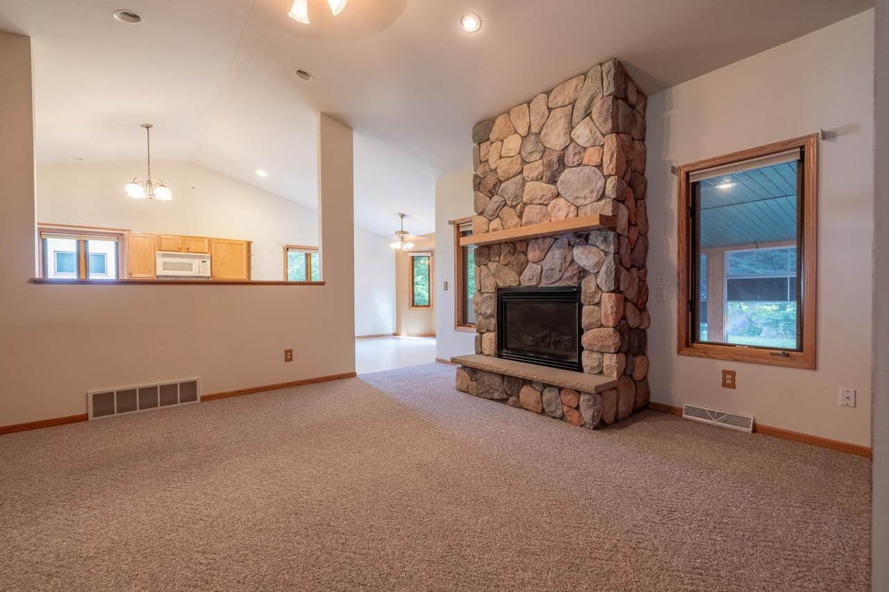 102 Aquila Ct - Photo 1