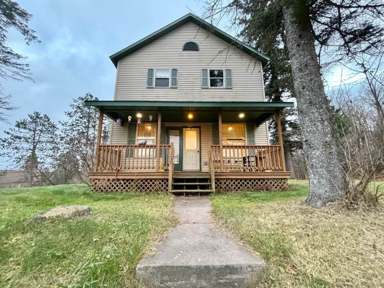 425 Illinois St - Photo 1