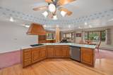 1045 Woodland Dr - Photo 15