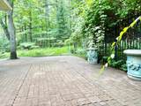 1045 Woodland Dr - Photo 29