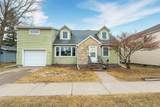 916 Margaret St - Photo 1