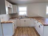 1005 Brown St W - Photo 2