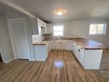 1005 Brown St W - Photo 3