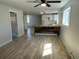 1005 Brown St W - Photo 8