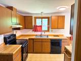 133 Henry St - Photo 2