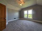 227 Merrill Ave W - Photo 35