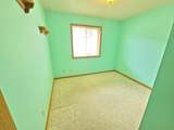 375 Argyle Ave S - Photo 30