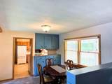 945 King Rd E - Photo 8