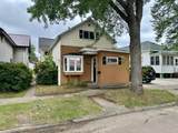 218 Somo Ave E - Photo 1