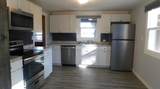 1134 King Rd E - Photo 5