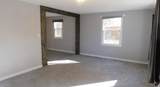 1134 King Rd E - Photo 9