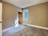 713 Pine St E - Photo 12