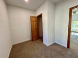 1104 Arctic St - Photo 7