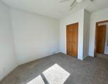 1104 Arctic St - Photo 9