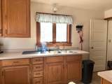 806 Rockland Rd - Photo 3
