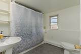 123 Maple St W - Photo 28