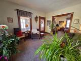 22 Lincoln Ave W - Photo 9