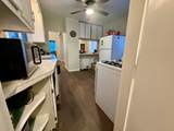 611 Sutherland St - Photo 36