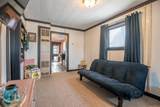 366 Argyle Ave S - Photo 3