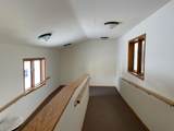 304 Avon Ave N - Photo 5