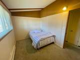325 Maple St - Photo 19