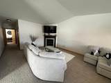 311 Christopher St - Photo 3
