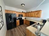 311 Christopher St - Photo 5