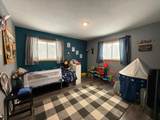 404 9TH AVE - Photo 25