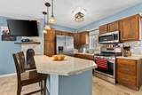 935 Stevens St N - Photo 3