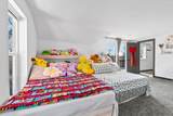 421 Thayer St - Photo 16