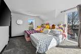 421 Thayer St - Photo 17