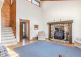 8425 Brunswick Rd - Photo 18