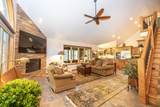 10027 Ridgewood Dr - Photo 3