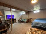 1103 Iron St E - Photo 32